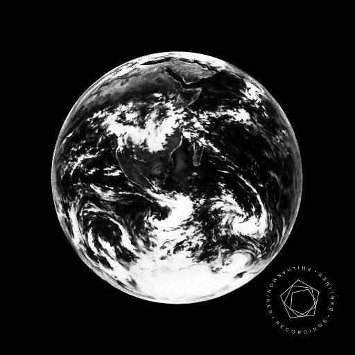 钢钉钉乳房烈女
